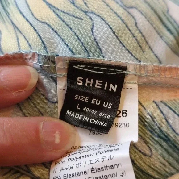 Bathing suit Cover Up - Picture 7 of 10